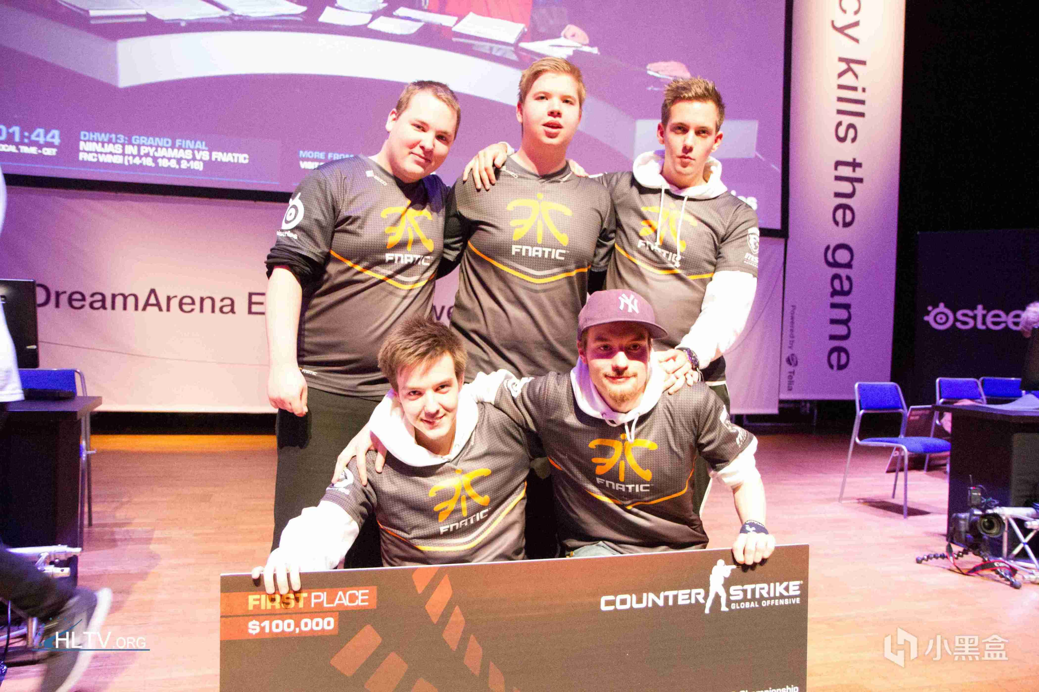 CS2年度盛典 | HLTV 2025 世界第一封面