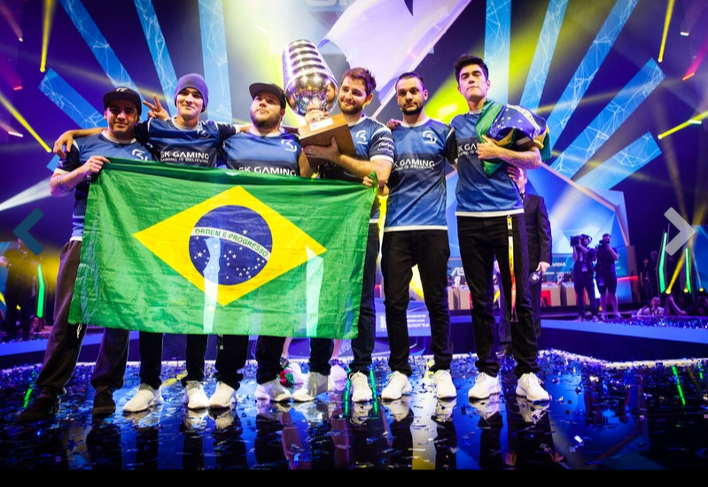 CS2年度盛典 | HLTV 2025 世界第一封面